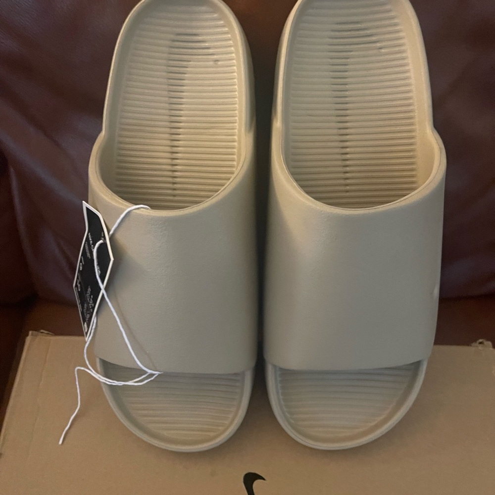 NWT Nike Calm Slide Sandals Taupe 9 men’s 10 women’s Taupe